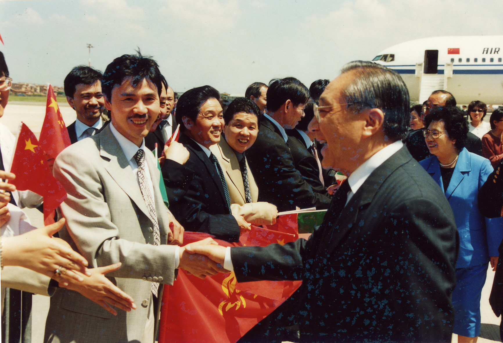 ●副总理:李岚清(历任时)