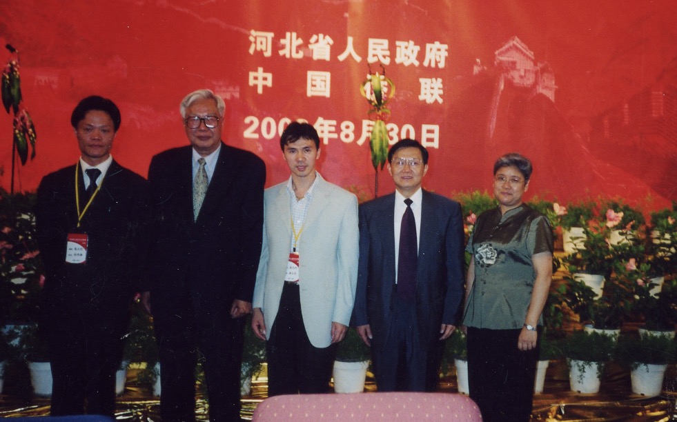 中国政协副主席:罗豪才